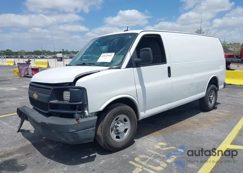 2015 Chevrolet Express 2500 Work Van z USA, uszkodzony, nr VIN 1GCWGFFF8F1220462